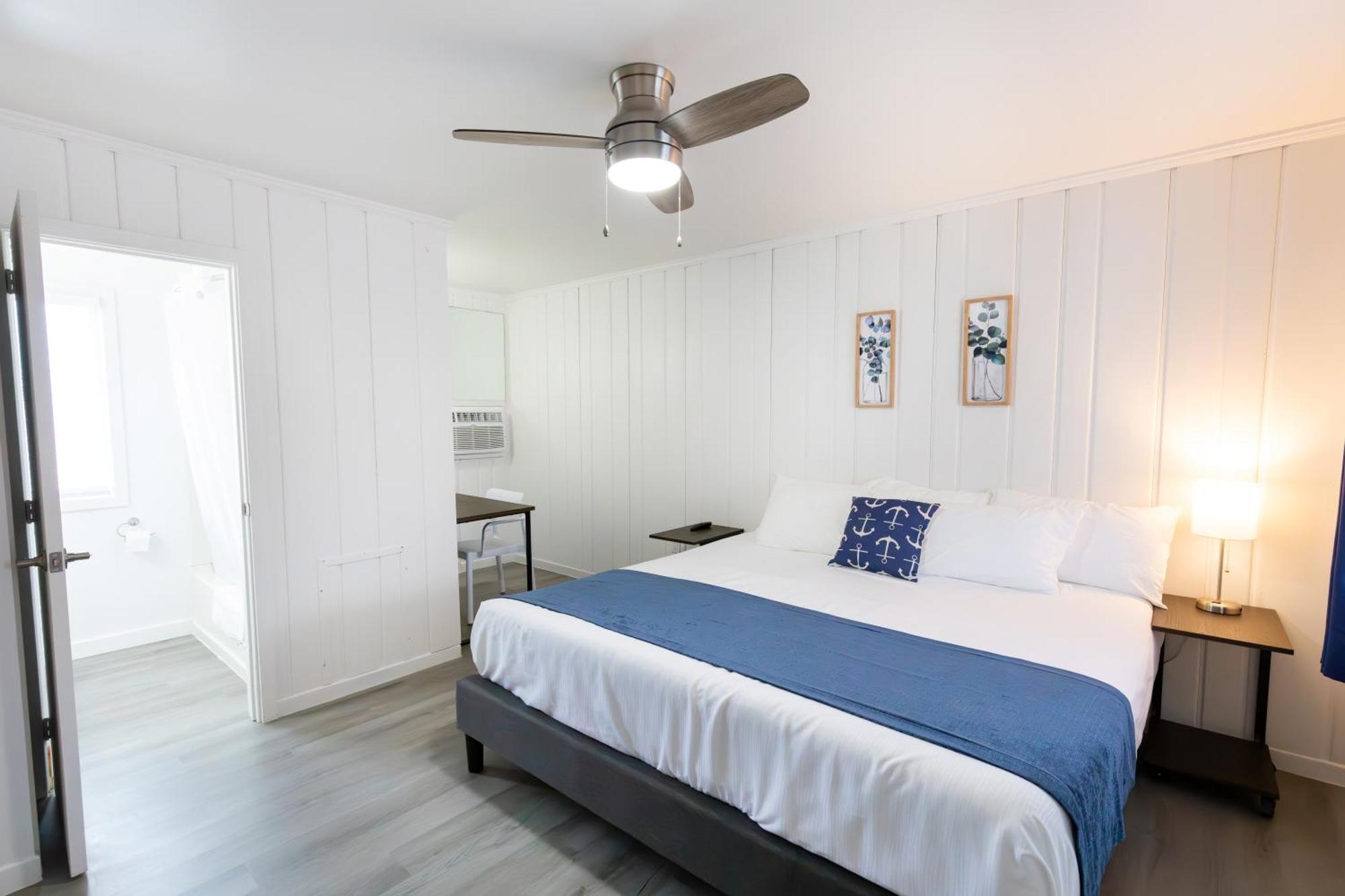 Anchor Bay Inn And Suites Sandusky Pokoj fotografie