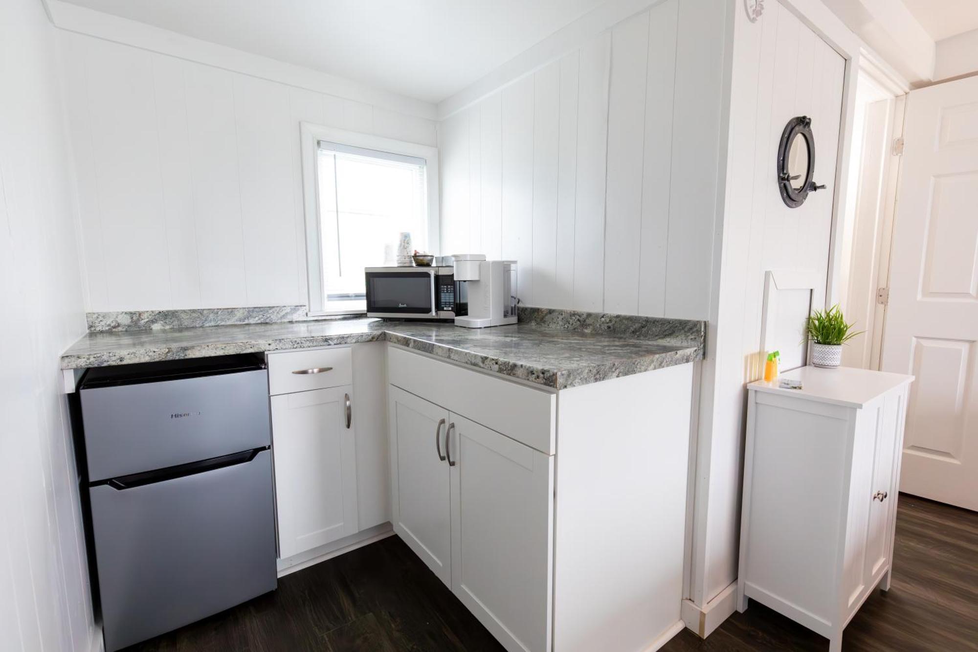 Anchor Bay Inn And Suites Sandusky Pokoj fotografie
