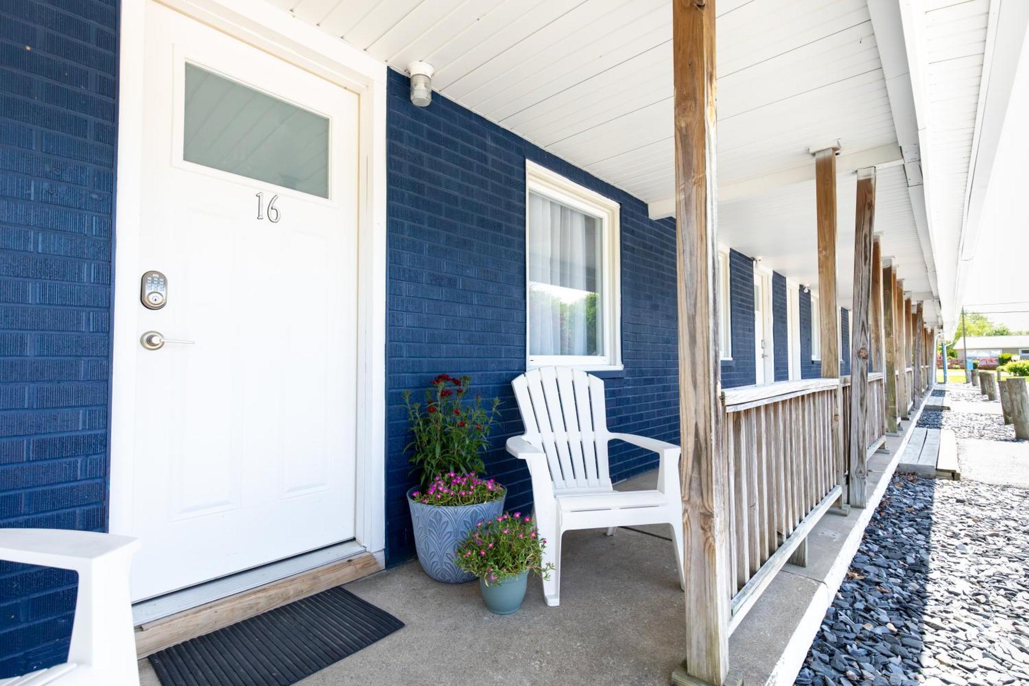 Anchor Bay Inn And Suites Sandusky Pokoj fotografie